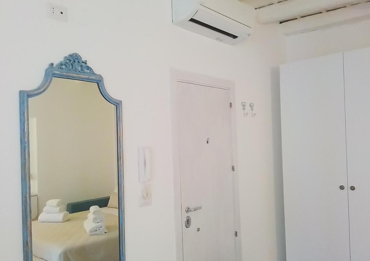 Comes Home مونوبولي المظهر الخارجي الصورة